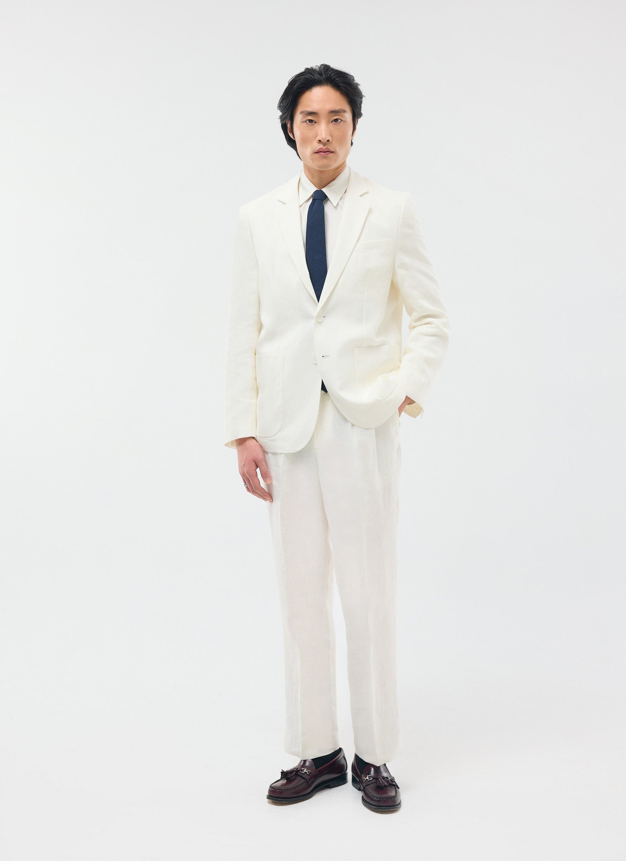 Relaxed Tailored Linen Blazer | White